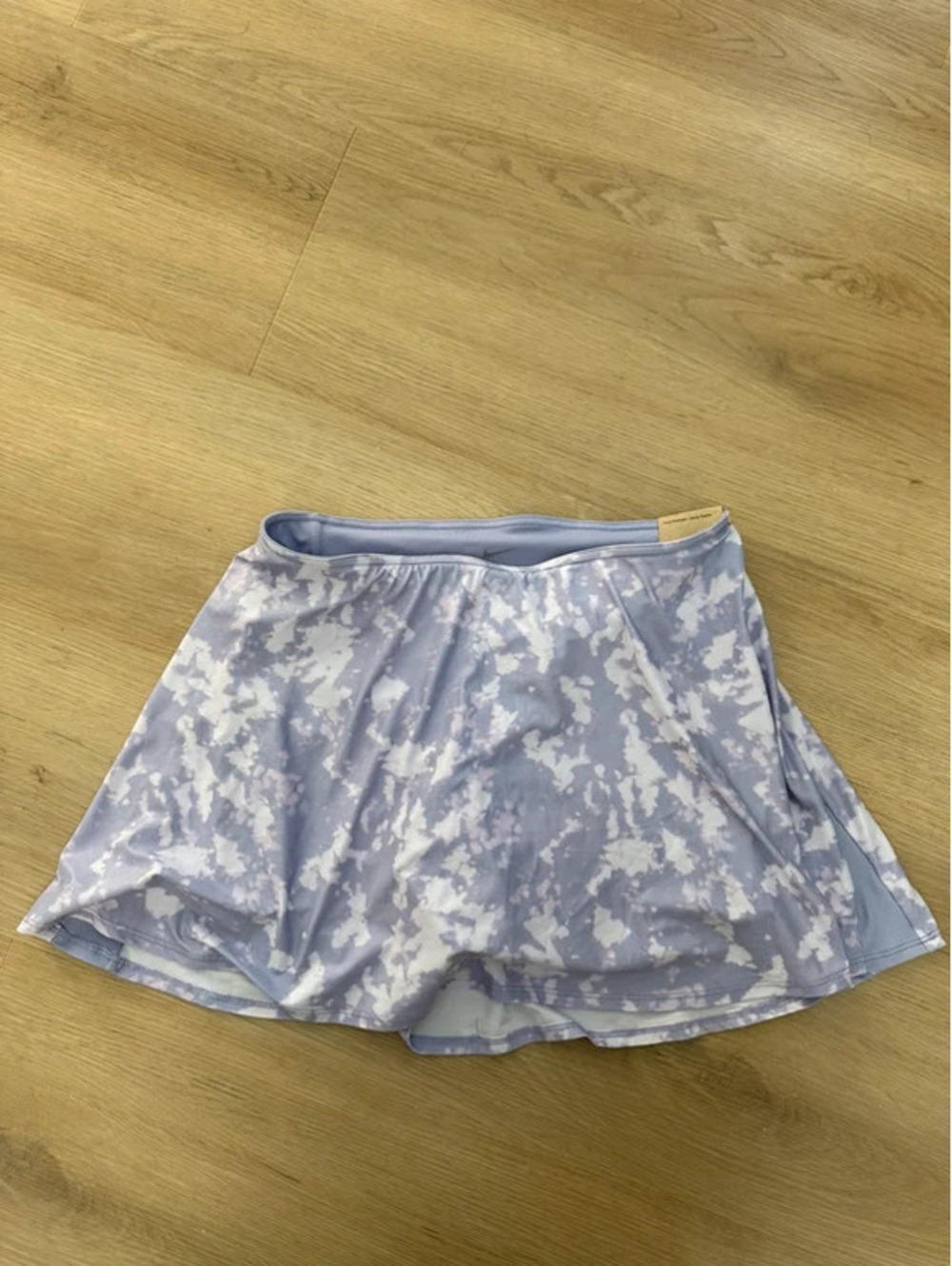 Nike women’s tennis skort medium
